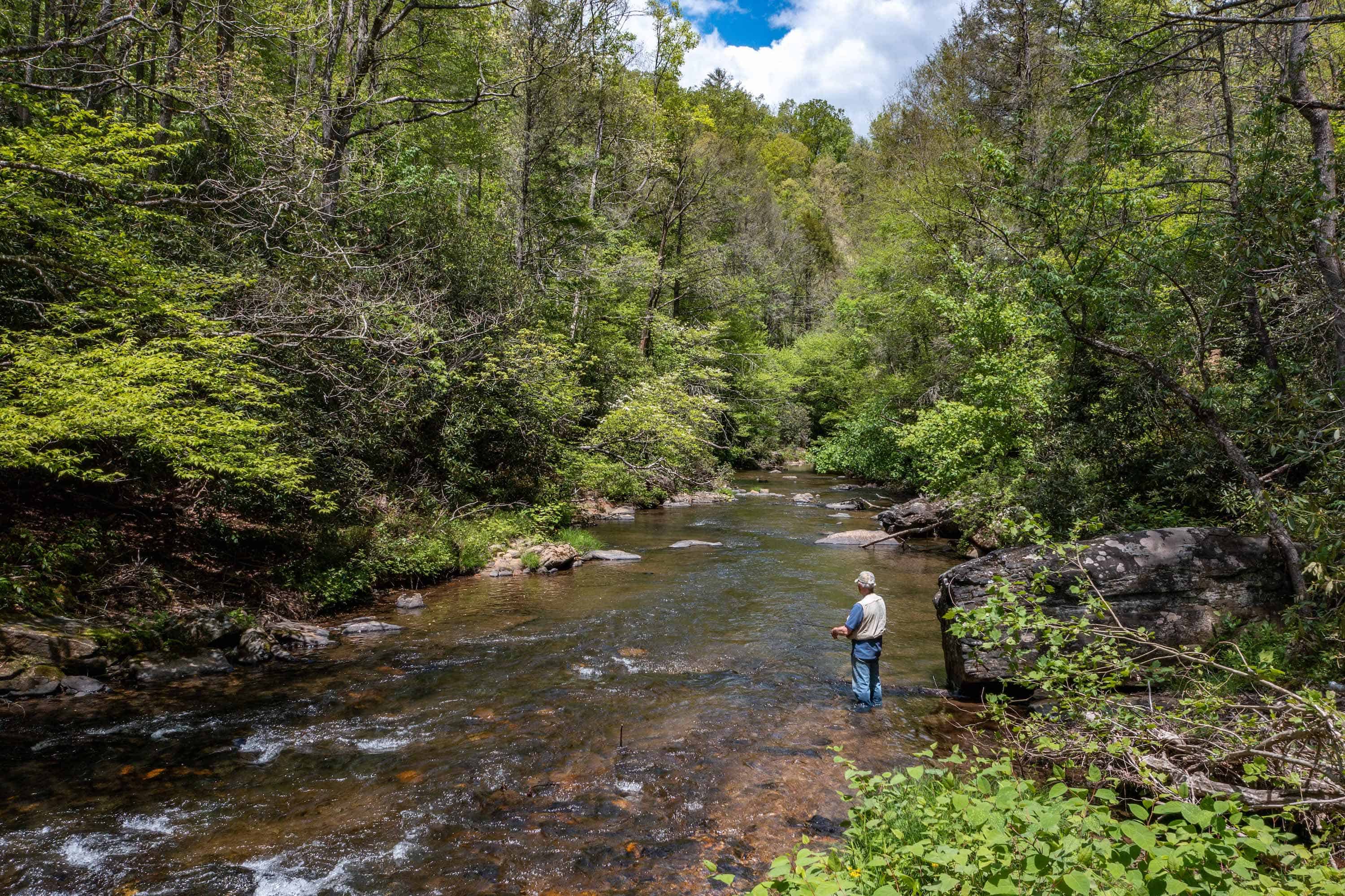 000 Gurley Road Burnsville NC 28714