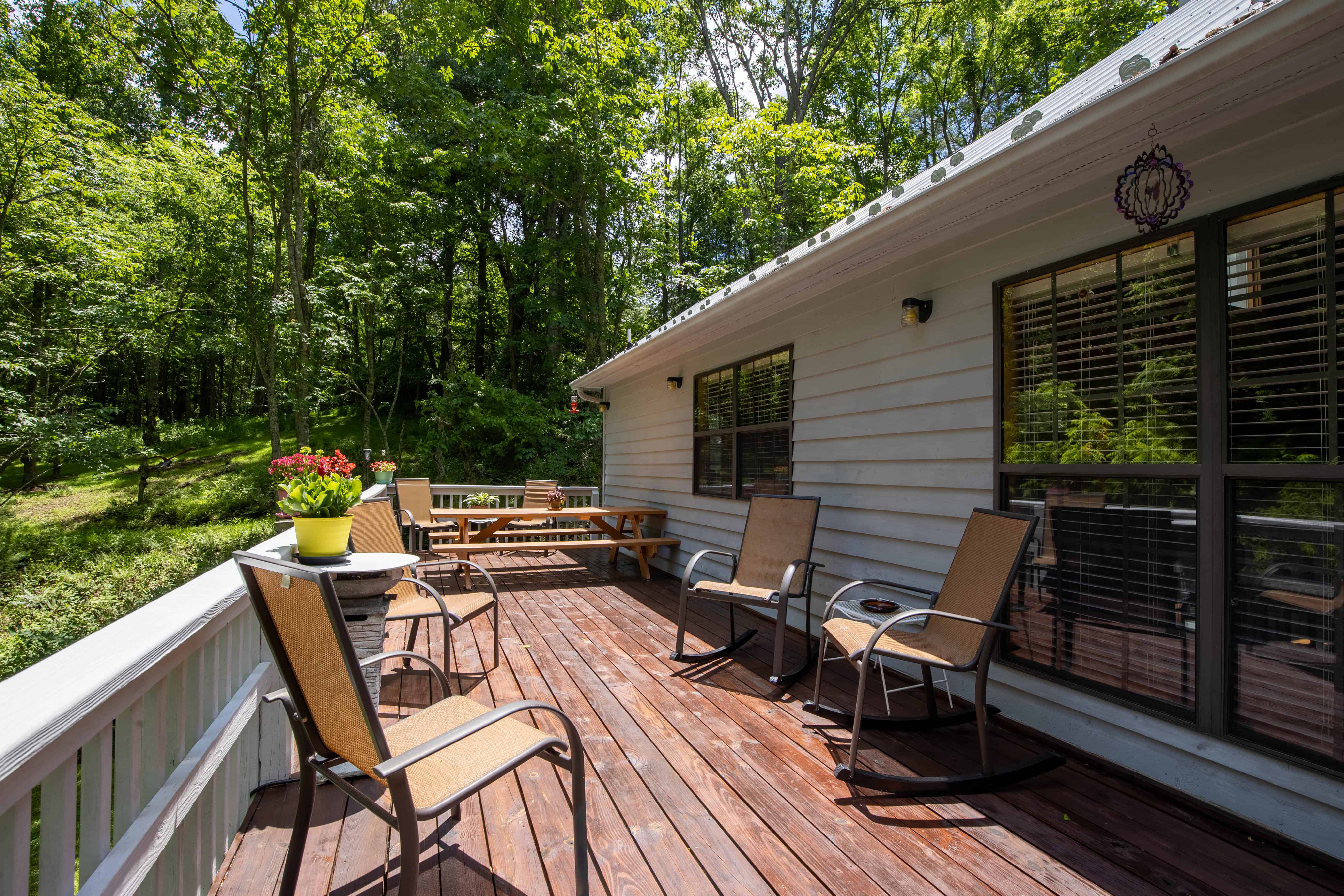 000 Gurley Road Burnsville NC 28714