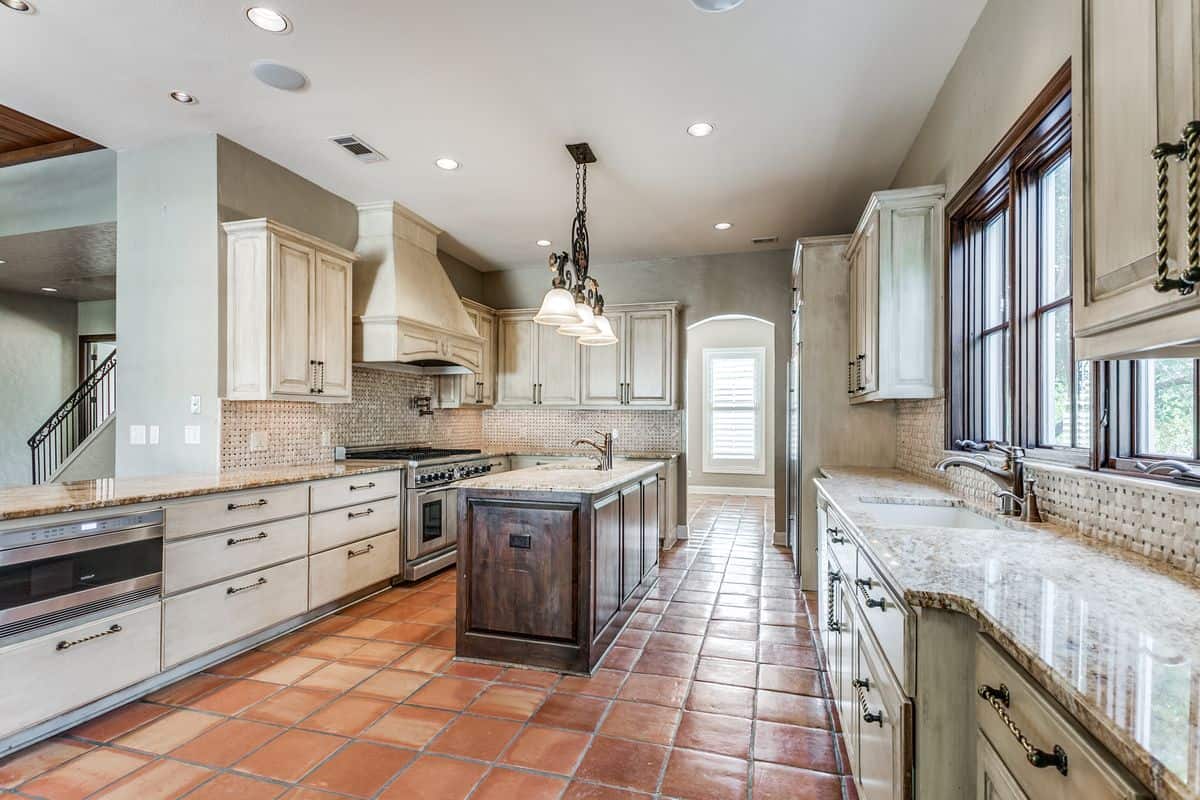103 Bristol Green San Antonio TX 78209