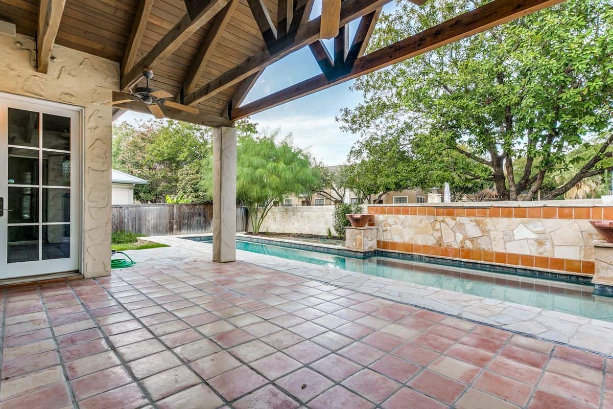 103 Bristol Green San Antonio TX 78209