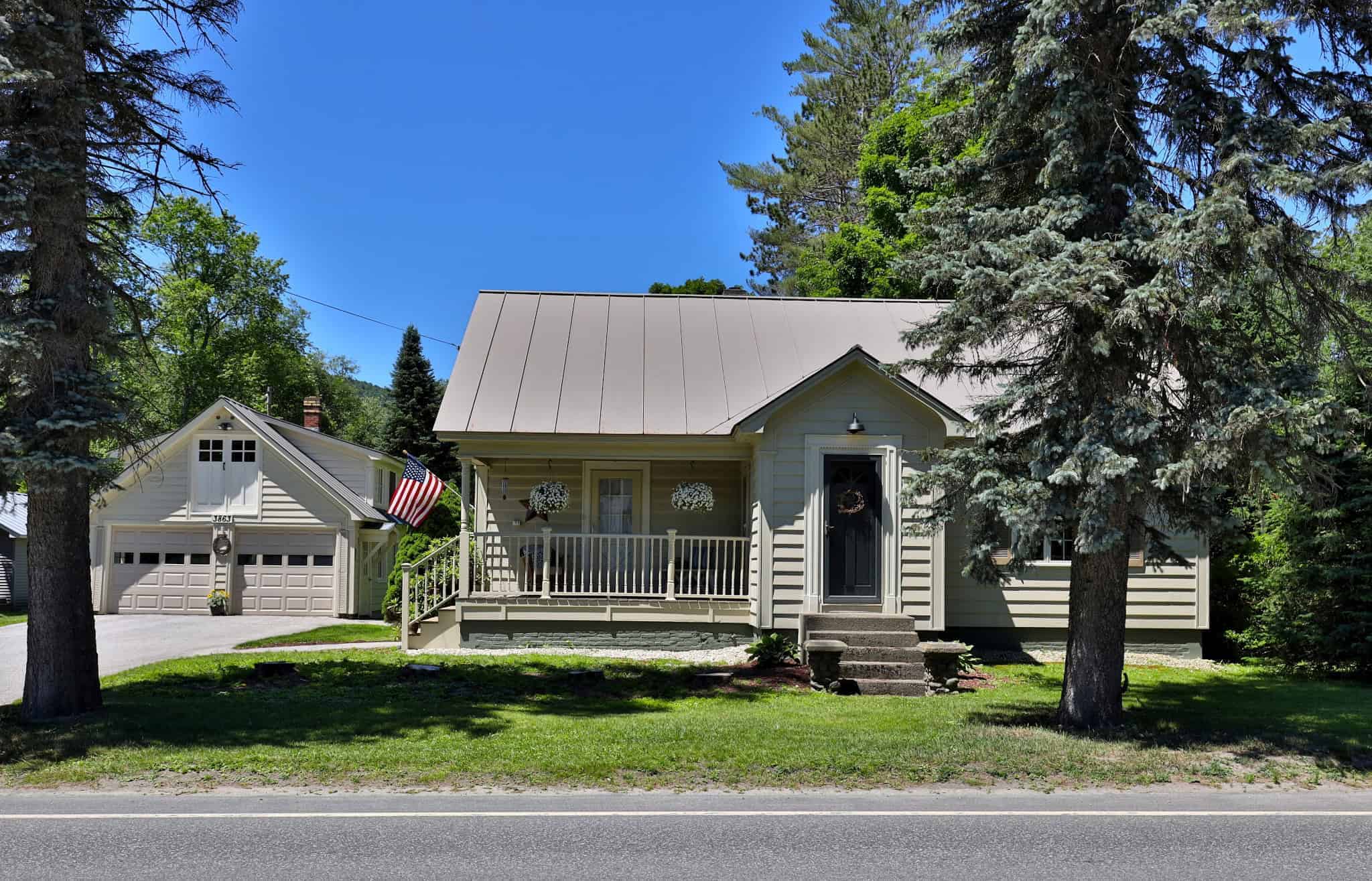 3863 Route 100, Pittsfield, VT Killington Pico Realty