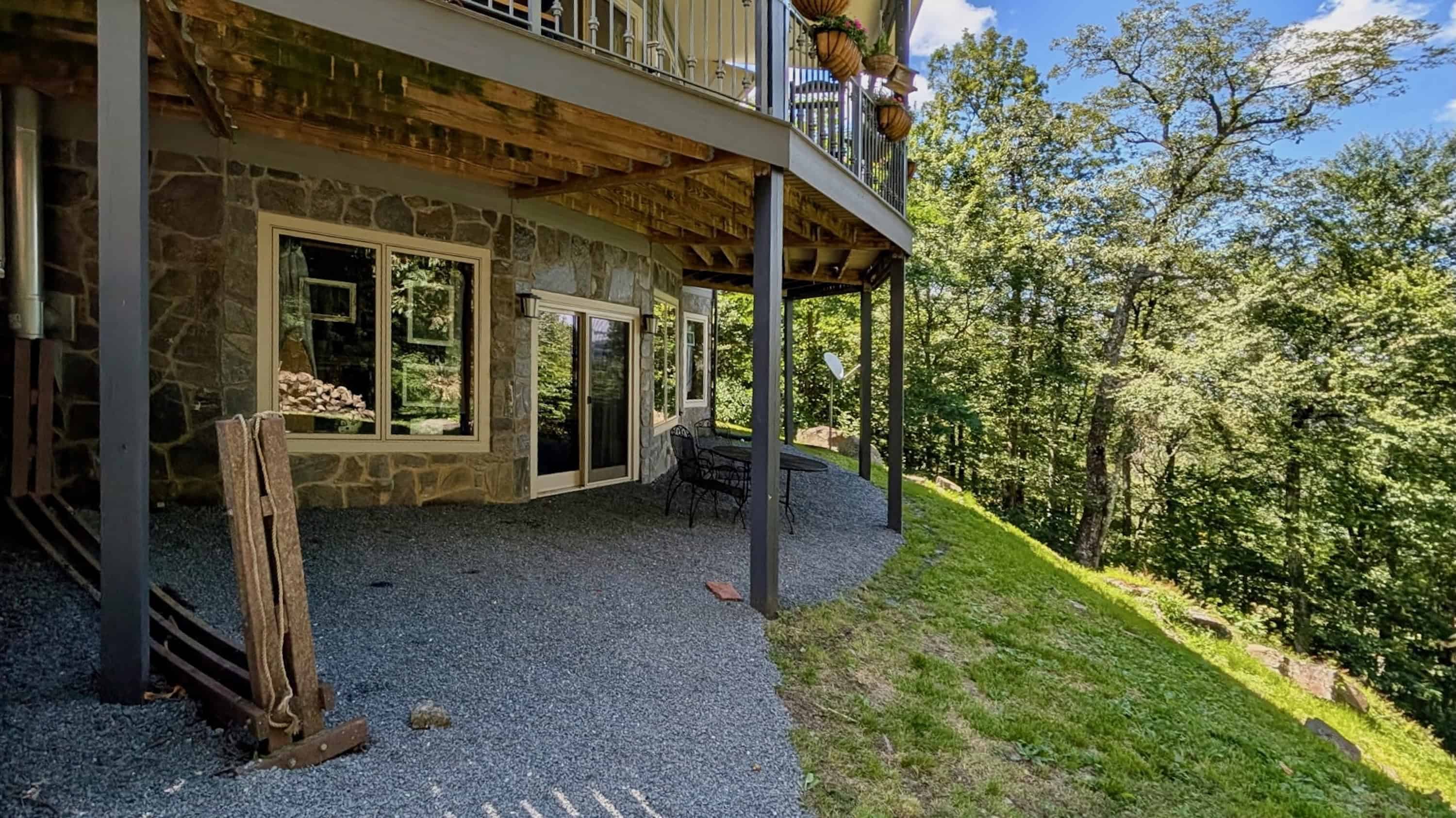 1024 Arrowhead Ridge Road Spruce Pine NC 28777