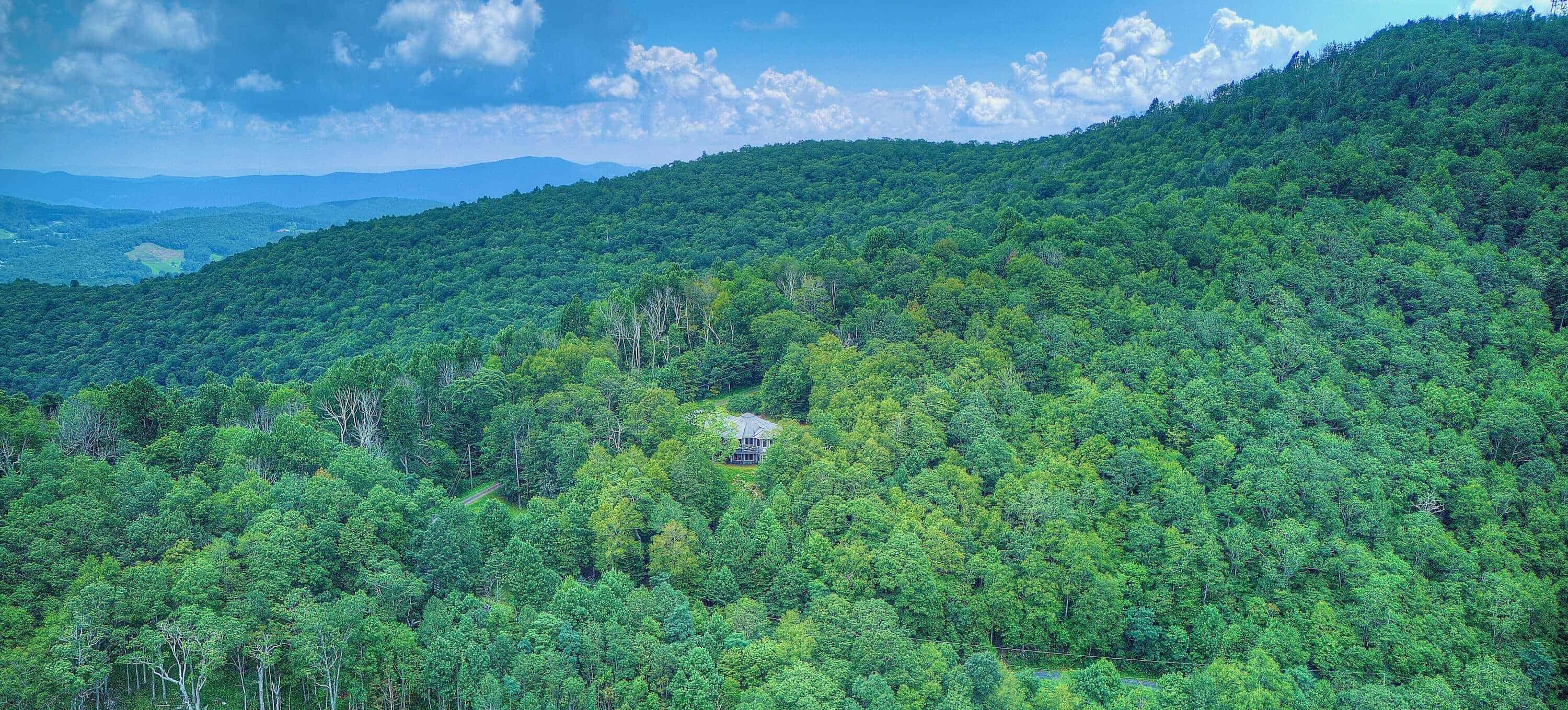 1024 Arrowhead Ridge Road Spruce Pine NC 28777