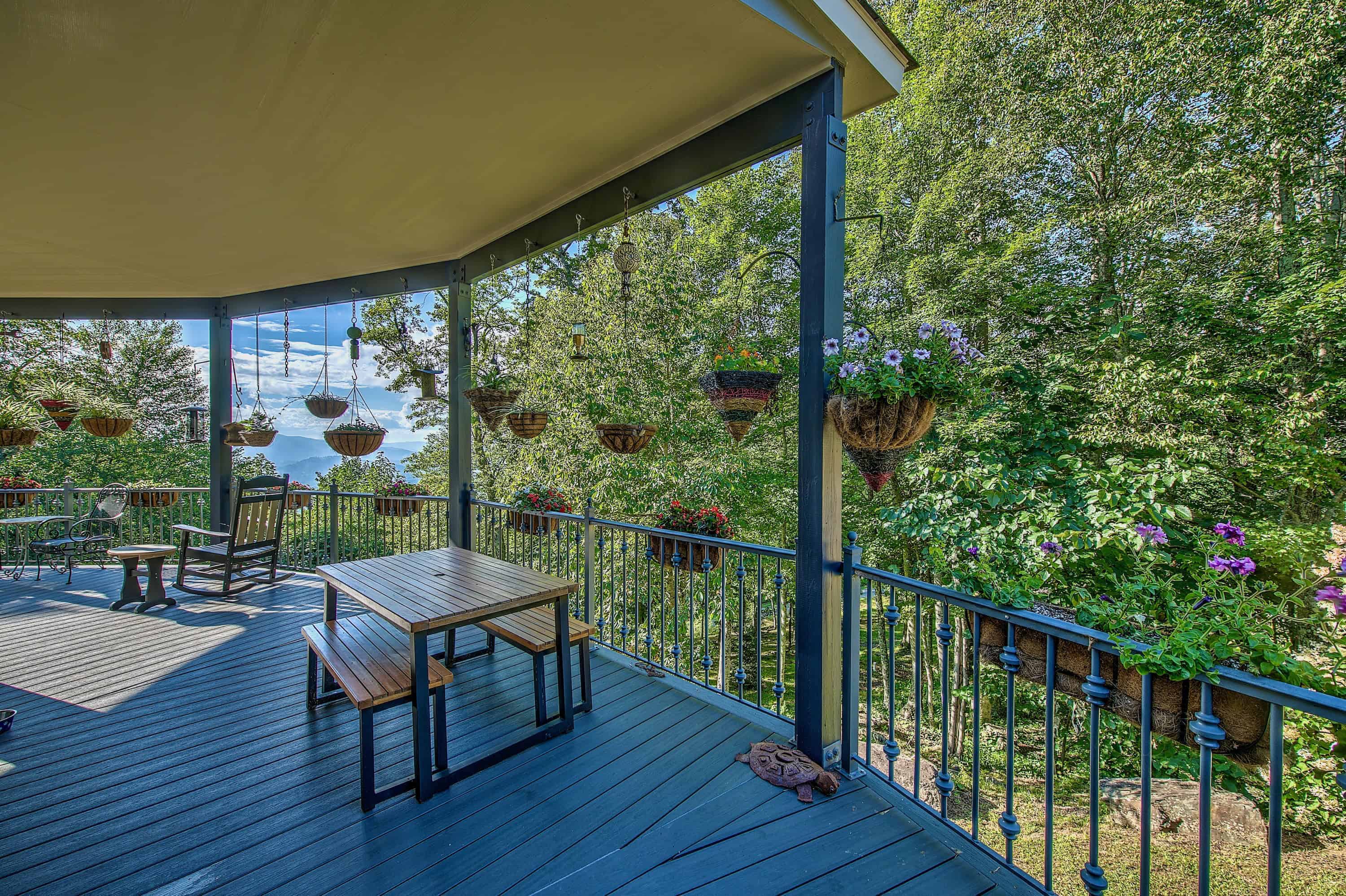 1024 Arrowhead Ridge Road Spruce Pine NC 28777