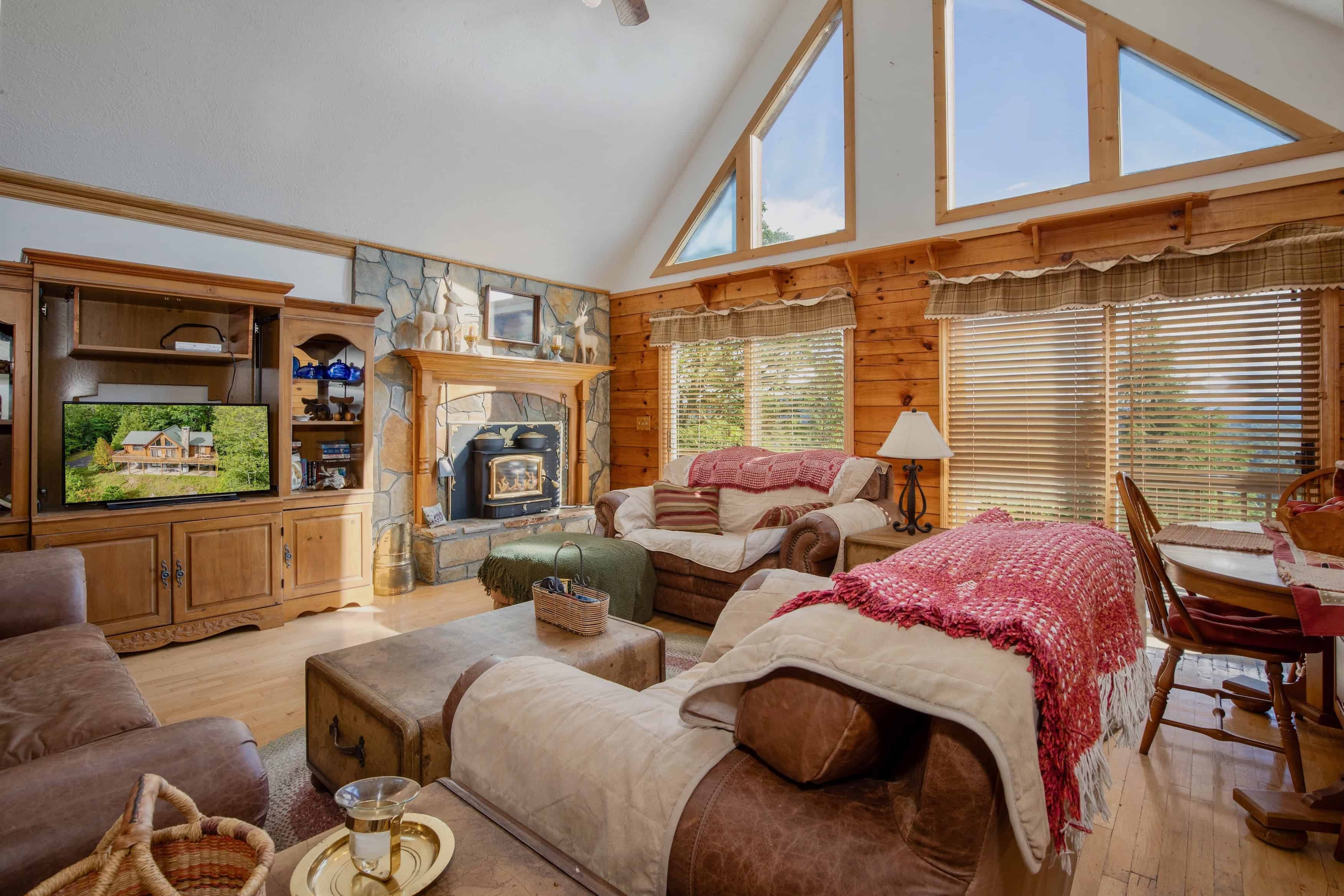 807 Pine Tree Road Spruce Pine NC 28777