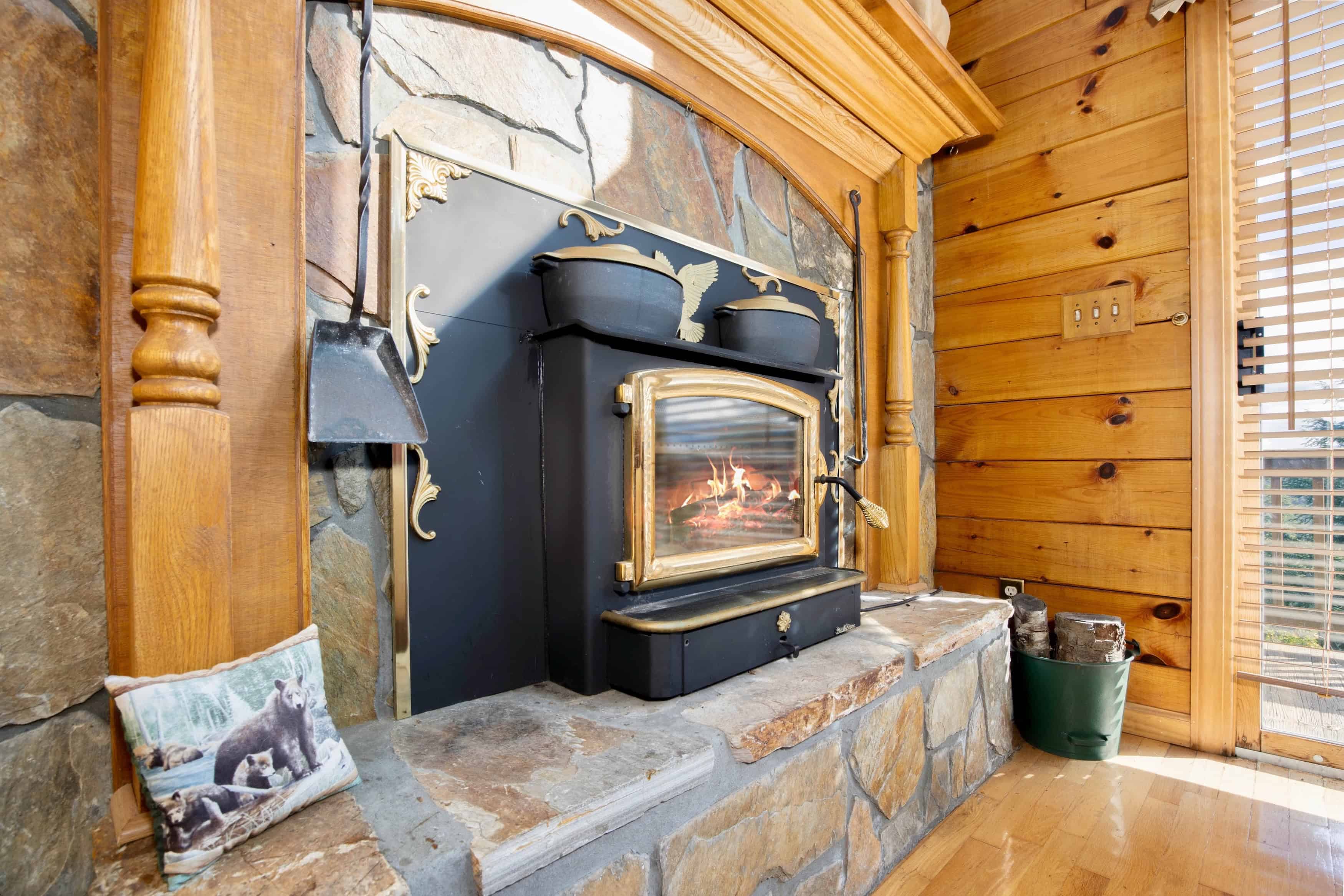 807 Pine Tree Road Spruce Pine NC 28777