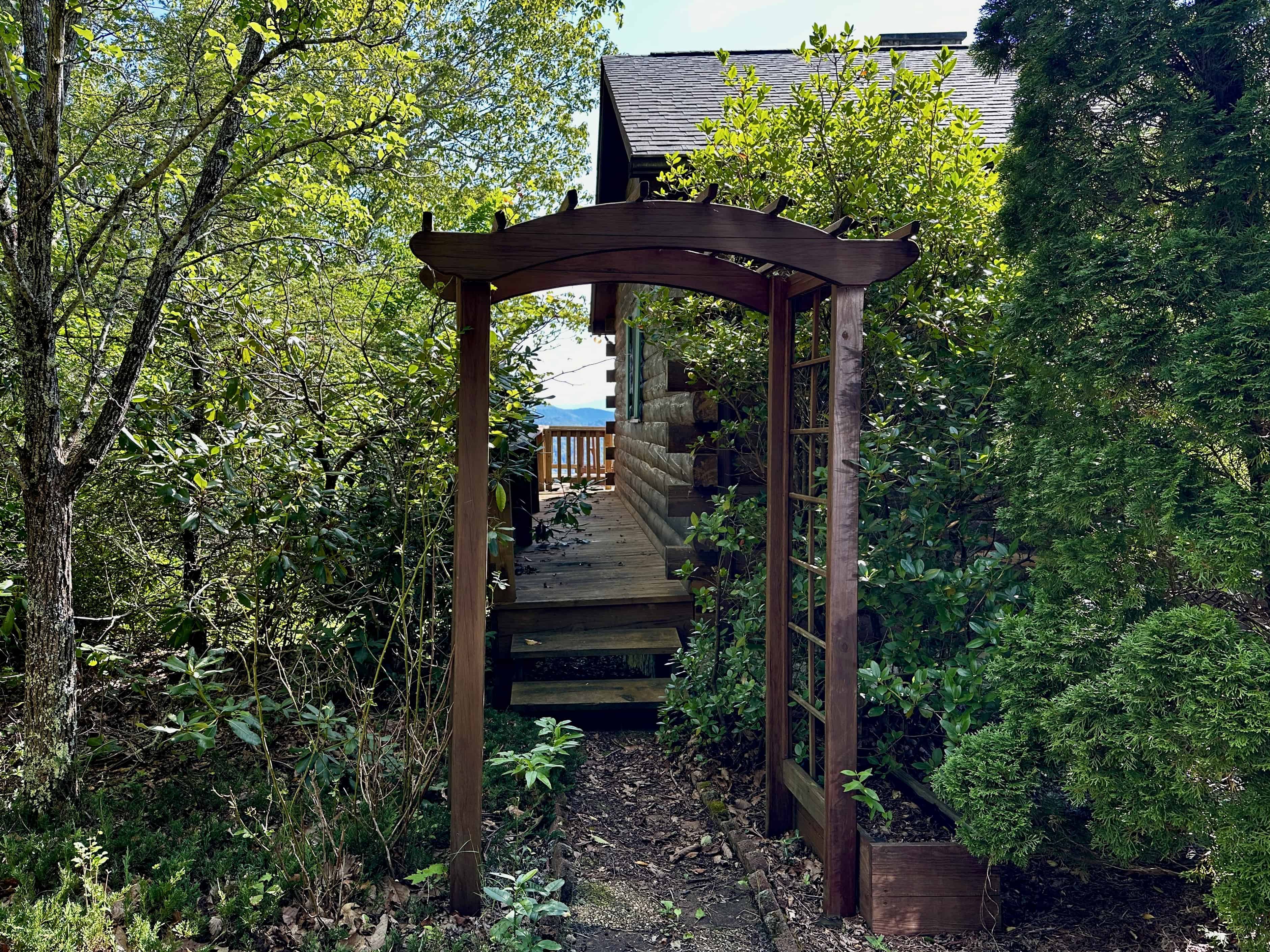 807 Pine Tree Road Spruce Pine NC 28777