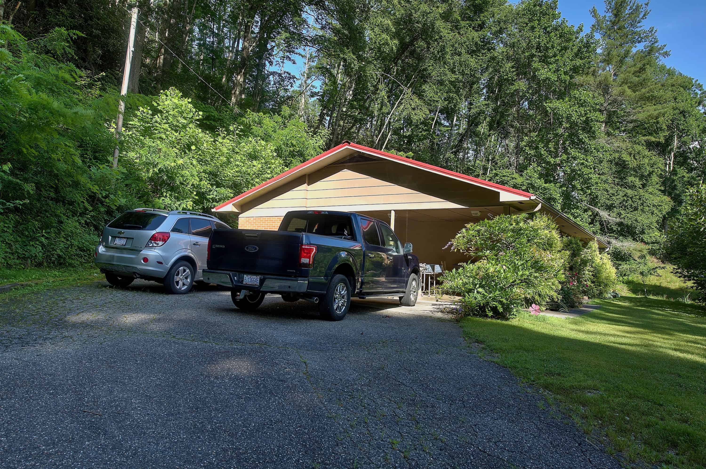 583 Deer Park Lake Road Spruce Pine NC 28777