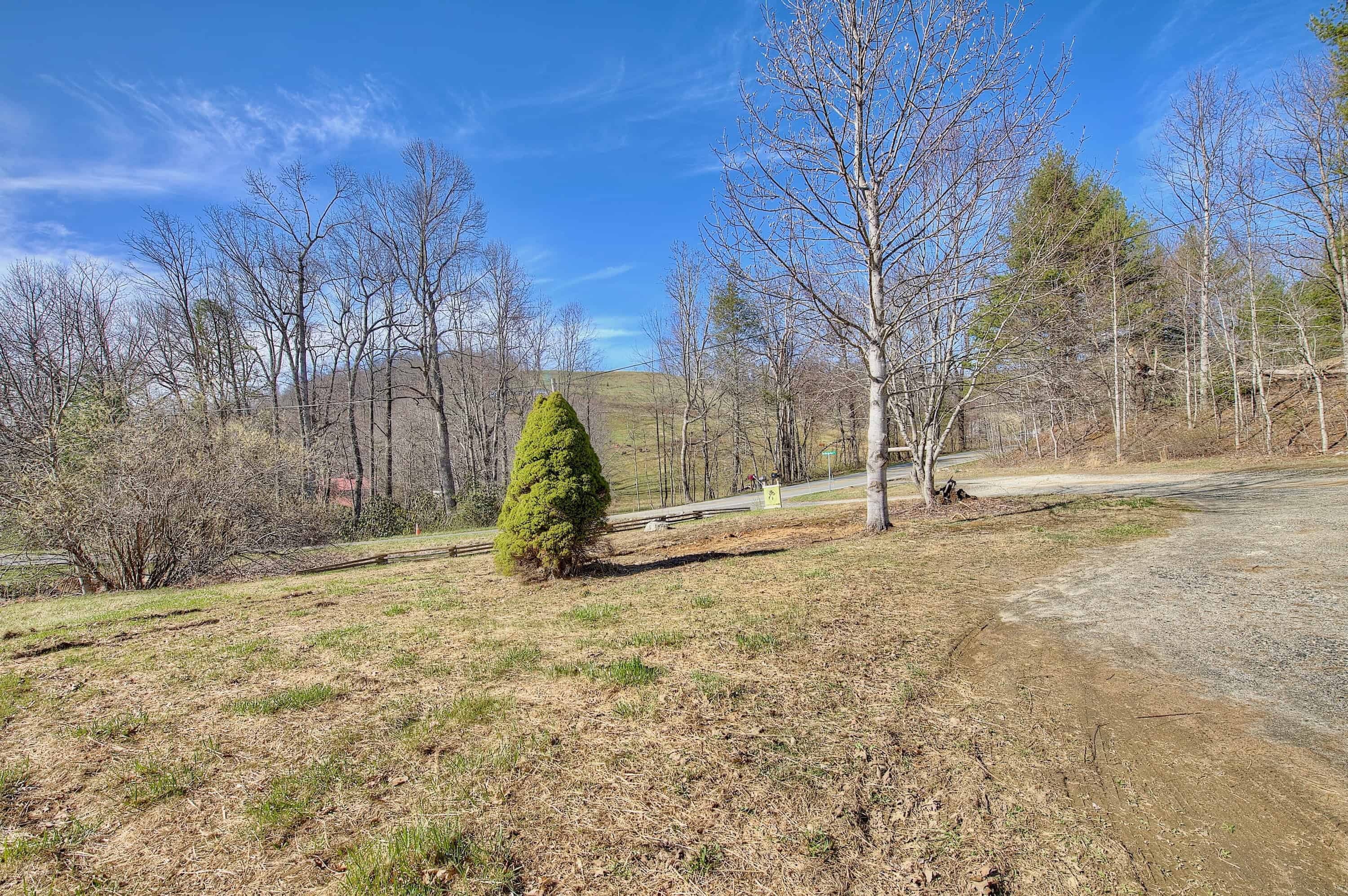 65 Blue Ridge Gem Mine Road Little Switzerland NC 28777