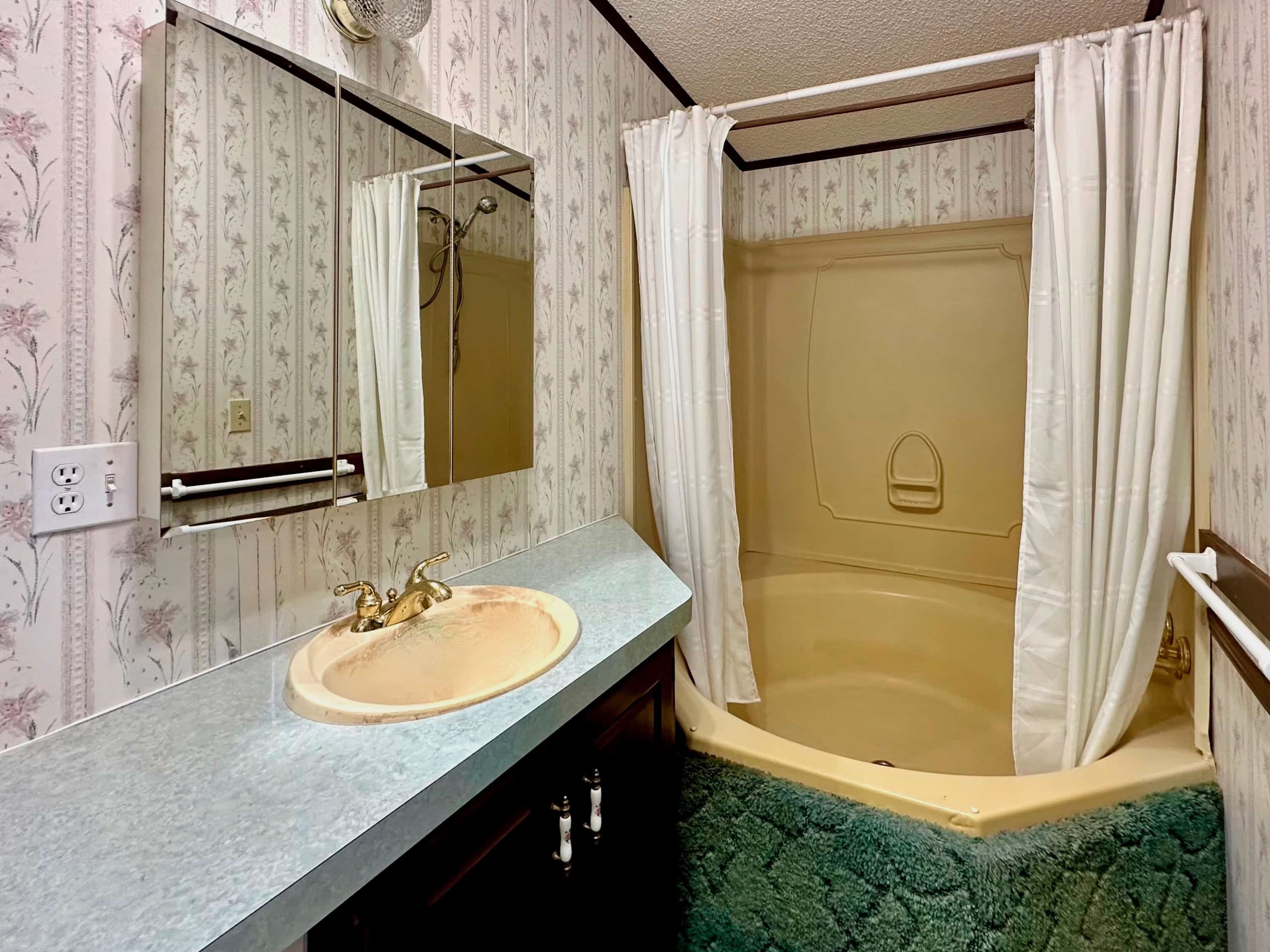 65 Blue Ridge Gem Mine Road Little Switzerland NC 28777