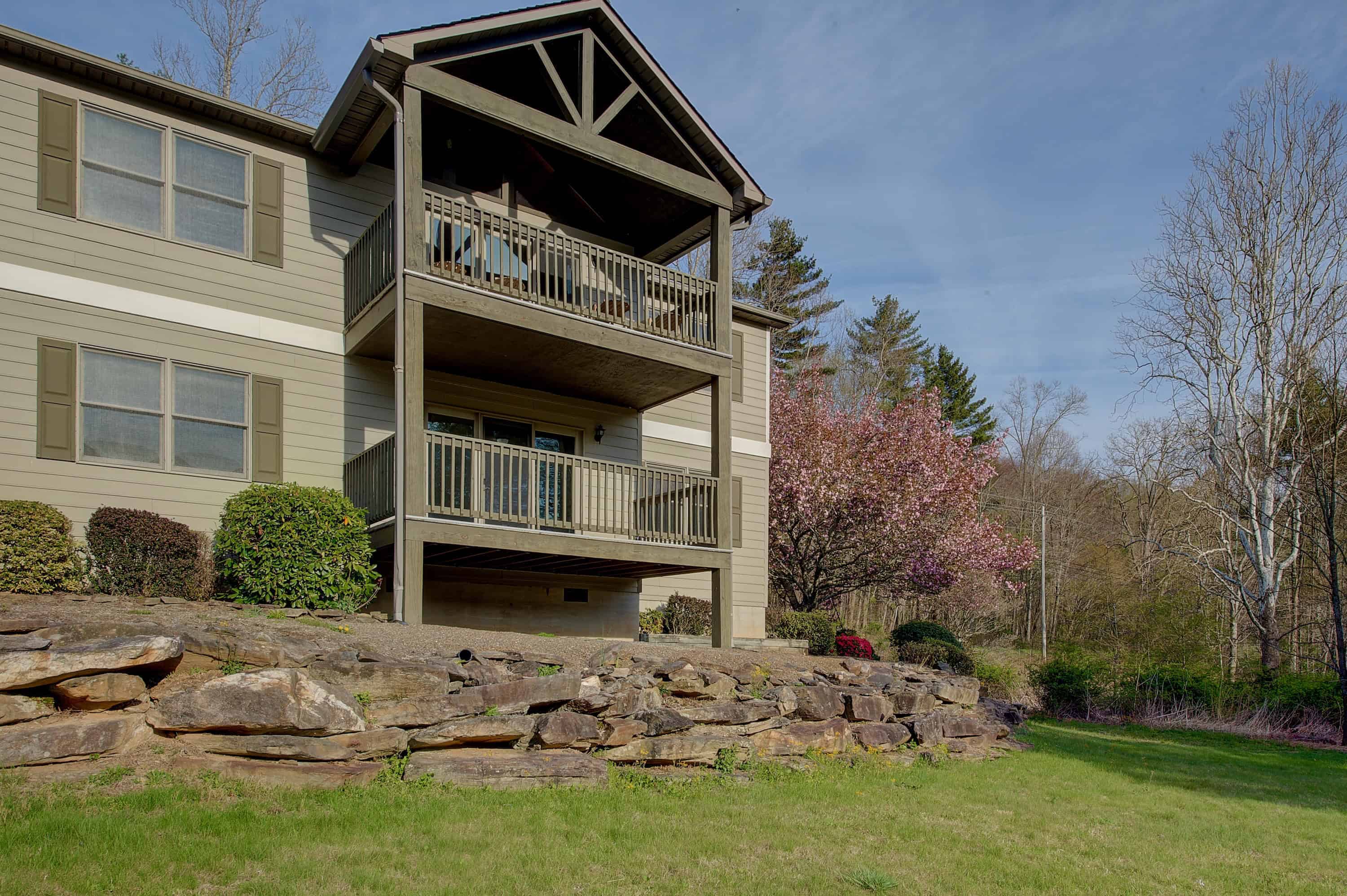 11014 State Highway 80 S Highway Burnsville NC 28714