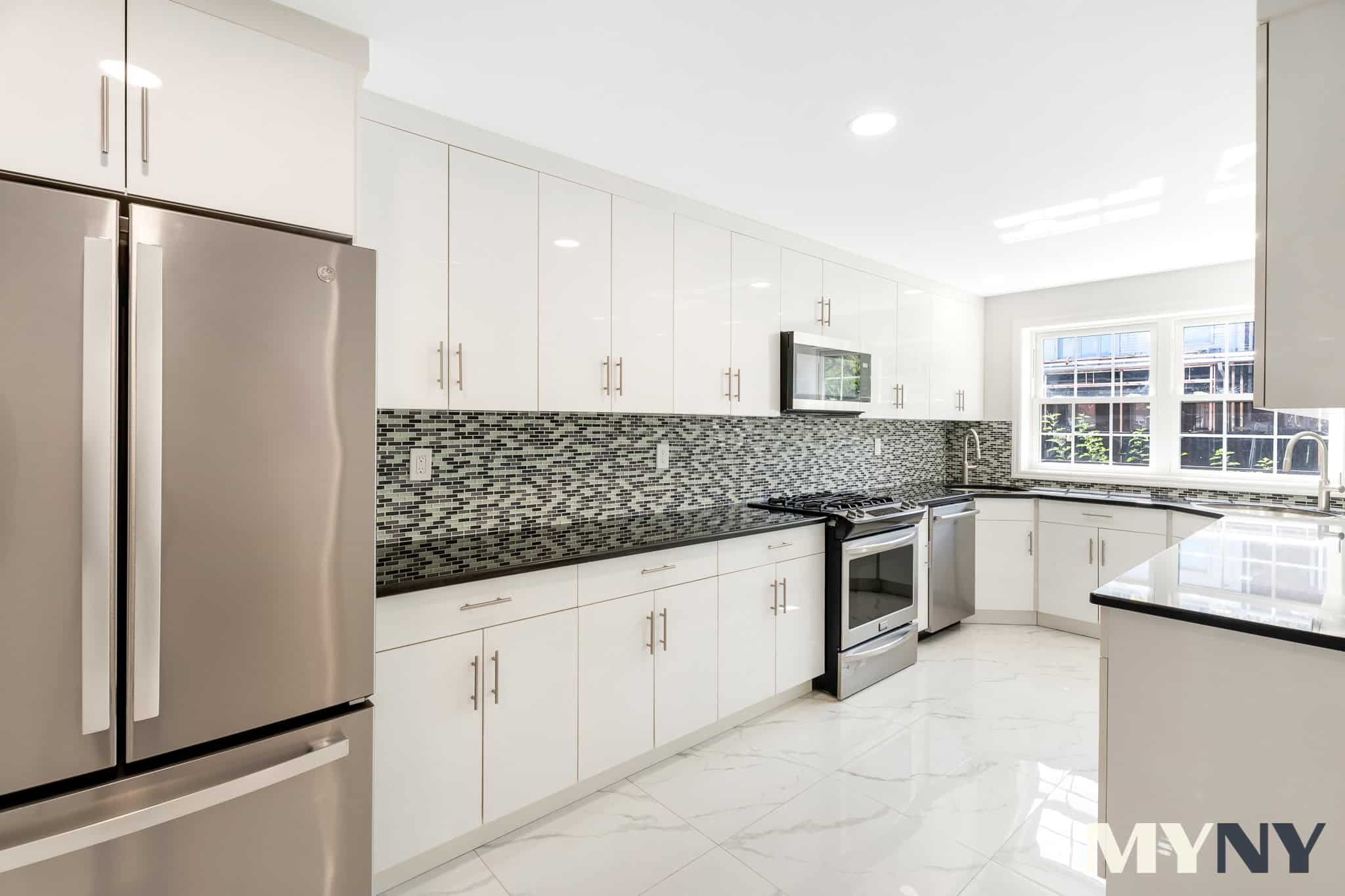 147-48 76th Road Flushing NY 11367