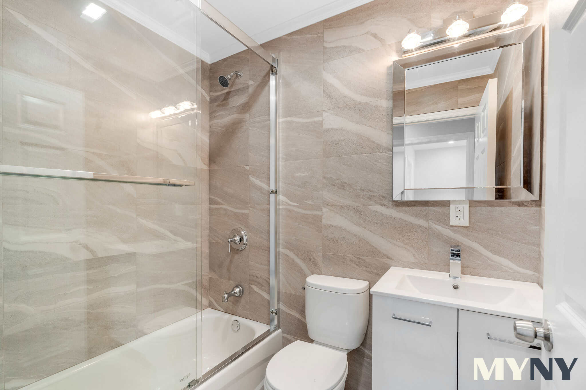147-48 76th Road Flushing NY 11367