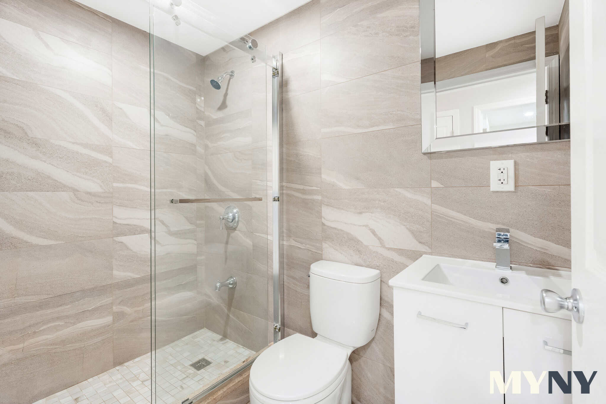 147-48 76th Road Flushing NY 11367