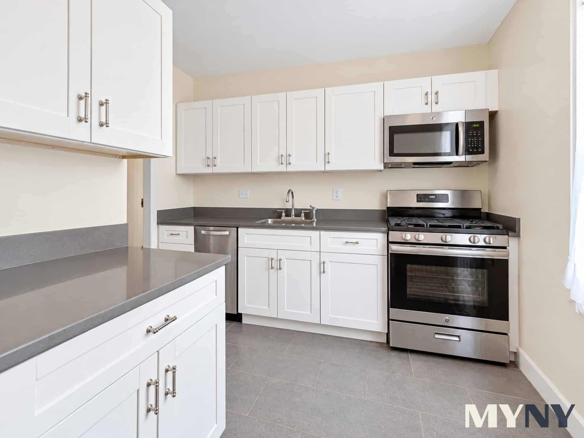 282 E 35th Street Brooklyn NY 11203